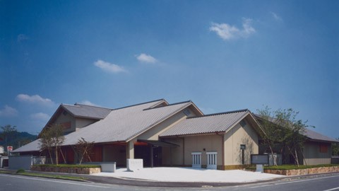 公益财团法人高屋文化财团　华鹀大冢美术馆 外观